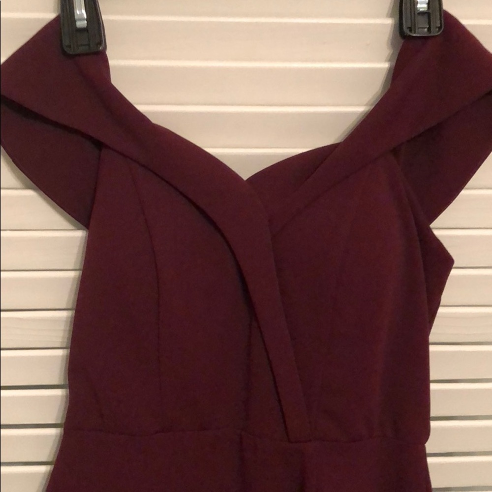 Off the shoulder wine colored dress - Picture 2 of 4